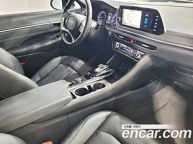 Hyundai Sonata (DN8) 2.0 Premium 2022 — фото 18