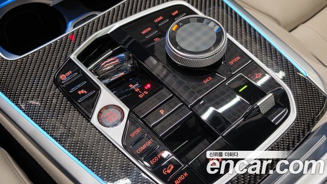 BMW X7 (G07) M60i xDrive M sport 6STR 2025 — фото 9
