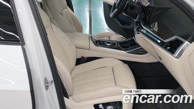BMW X7 (G07) M60i xDrive M sport 6STR 2025 — фото 15
