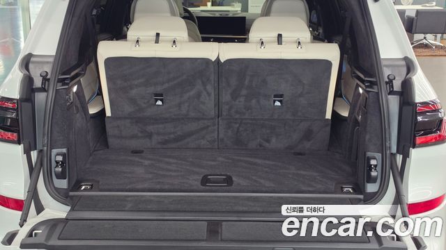 BMW X7 (G07) M60i xDrive M sport 6STR 2025 — фото 24