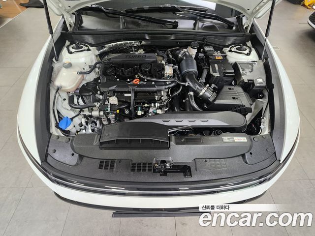 Hyundai Sonata The Edge (DN8) 1.6 Turbo Premium 2024 — фото 24