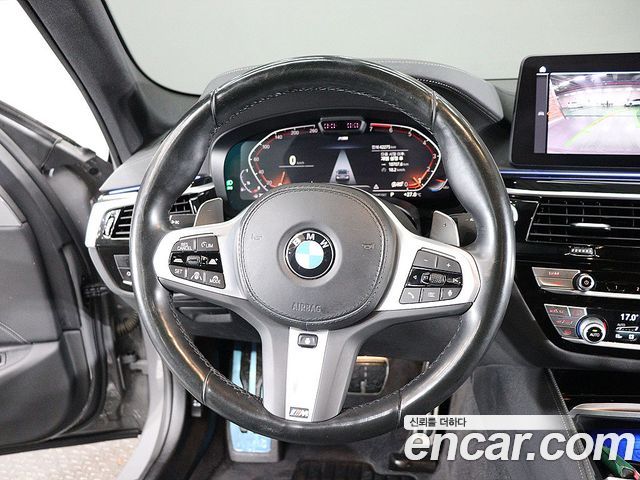 BMW 5 Series (G30) 530i M Sport Package 2022 — фото 16
