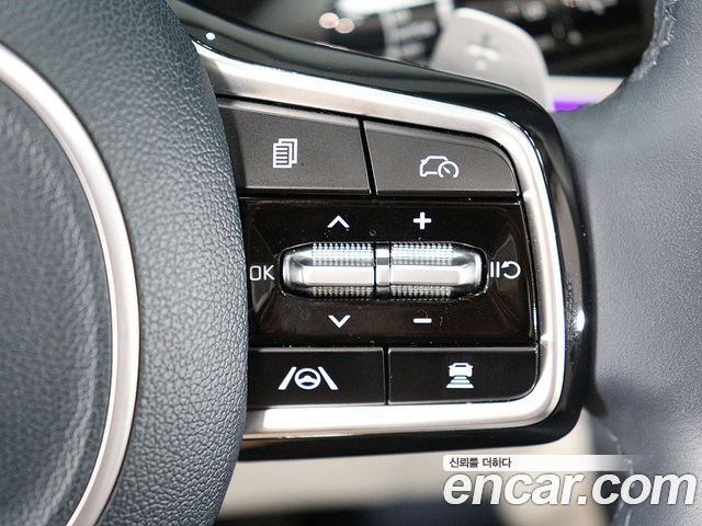 Kia Carnival (IV) HEV 9seater Signature 2024 — фото 17