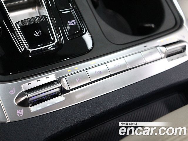 Kia Carnival (IV) HEV 9seater Signature 2024 — фото 20