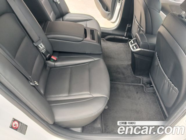 Hyundai Grandeur (IG) 2.5 Premium 2023 — фото 10