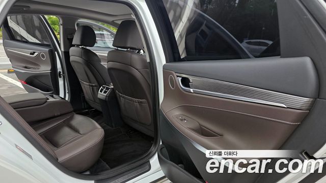 Hyundai Grandeur (IG) 2.4 Premium 2019 — фото 18