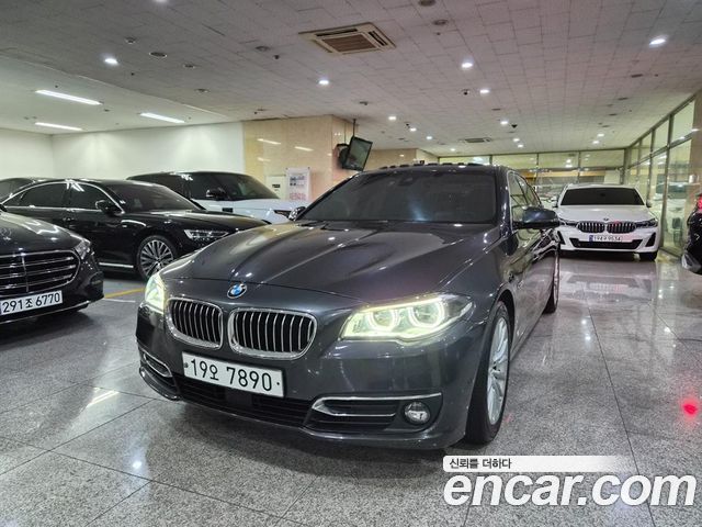 BMW 5 Series (F10) 528i Luxury Plus