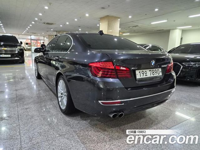 BMW 5 Series (F10) 528i Luxury Plus 2016 — фото 3