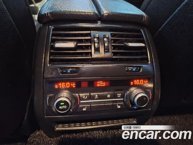 BMW 5 Series (F10) 528i Luxury Plus 2016 — фото 20