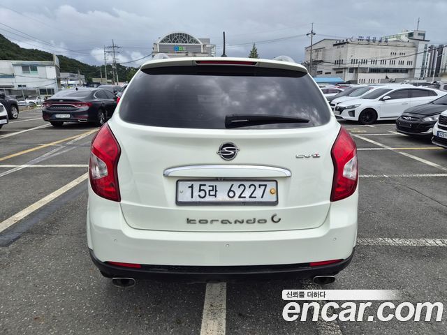 KG Mobility (SsangYong) Korando C 2.0 CVT 4WD Deluxe 2014 — фото 3