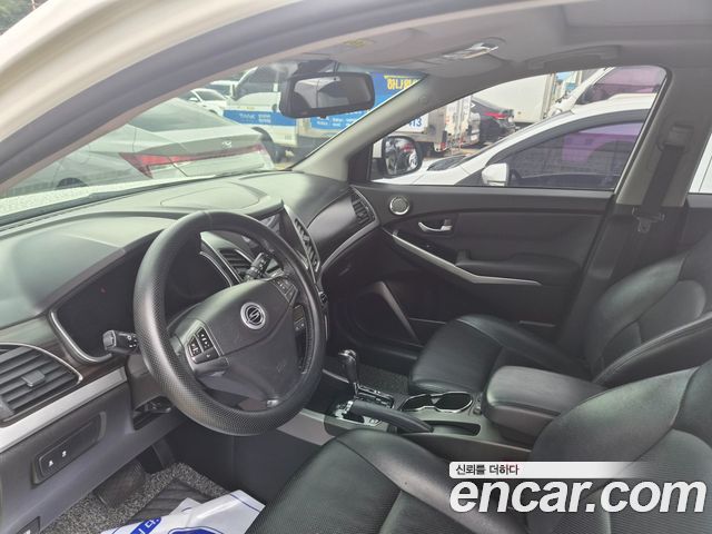 KG Mobility (SsangYong) Korando C 2.0 CVT 4WD Deluxe 2014 — фото 6