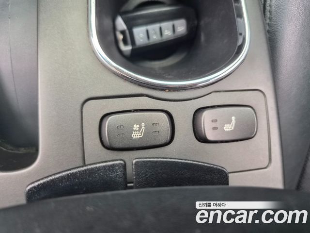 KG Mobility (SsangYong) Korando C 2.0 CVT 4WD Deluxe 2014 — фото 16