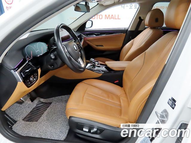 BMW 5 Series (G30) 520i Luxury 2019 — фото 6