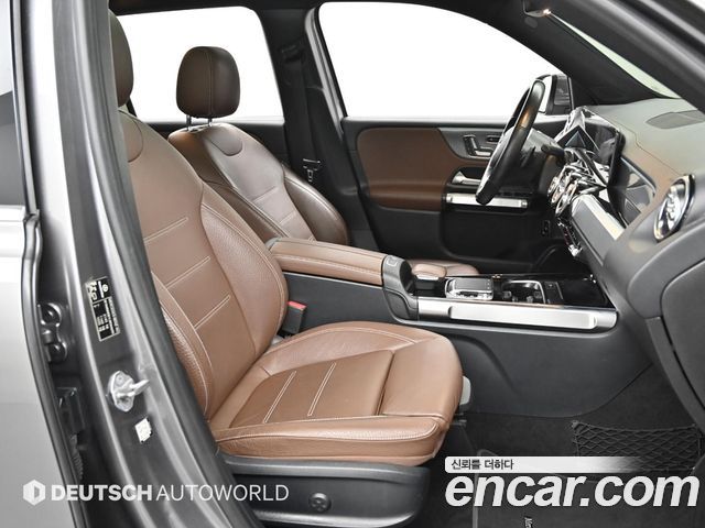 Mercedes-Benz GLB-Class (X247) GLB220 2020 — фото 10