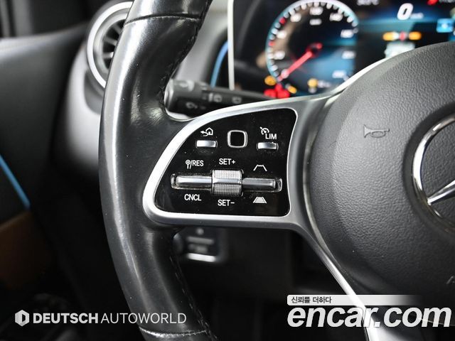 Mercedes-Benz GLB-Class (X247) GLB220 2020 — фото 20
