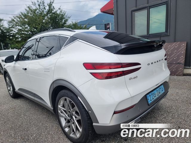 Genesis GV60 Standard AWD 2022 — фото 4