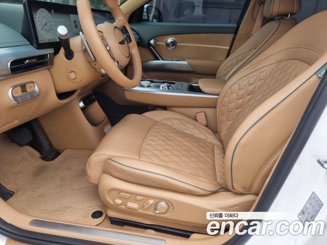 Genesis GV60 Standard AWD 2022 — фото 7