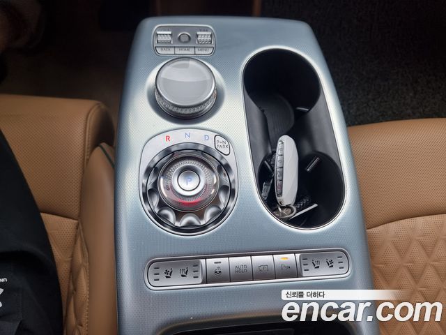 Genesis GV60 Standard AWD 2022 — фото 9