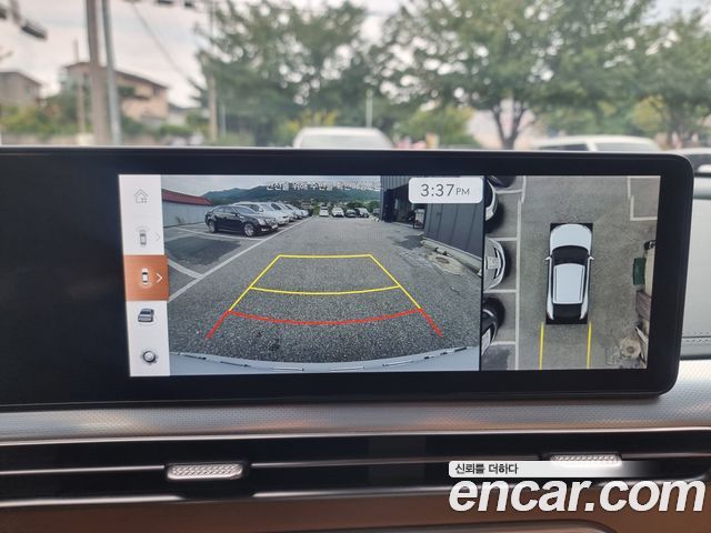 Genesis GV60 Standard AWD 2022 — фото 17