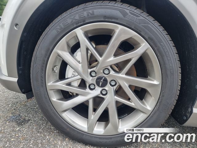 Genesis GV60 Standard AWD 2022 — фото 21
