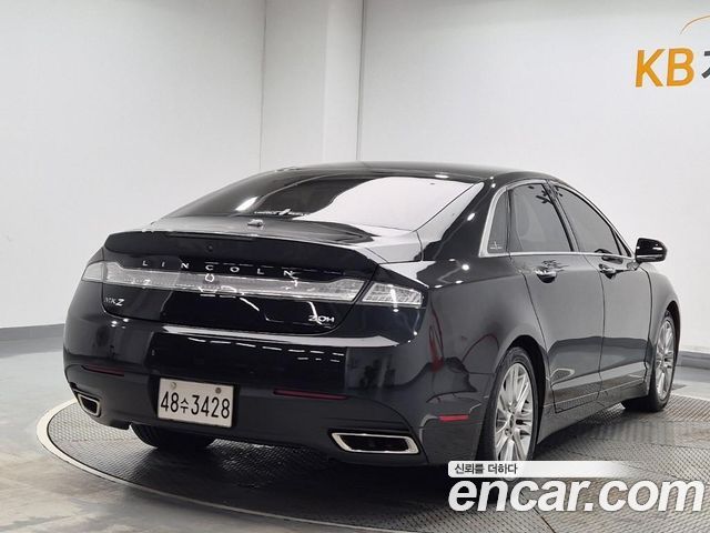 Lincoln MKZ Hybrid 2nd 2015 — фото 3