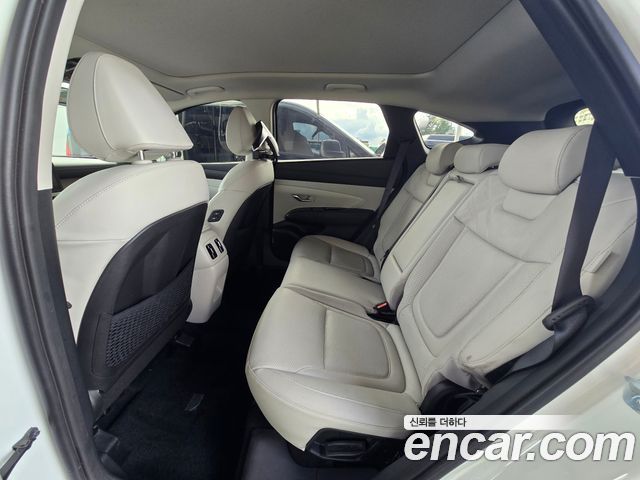 Hyundai Tucson (NX4) Gasoline 1.6 Turbo 2WD Inspiration 2025 — фото 15