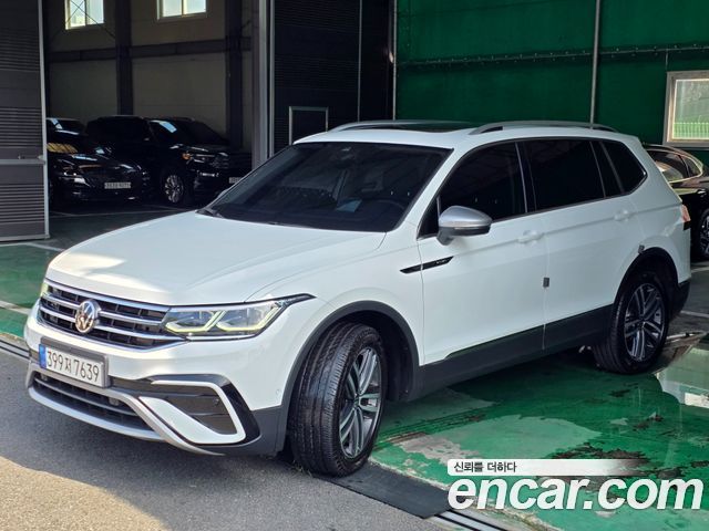 Volkswagen Tiguan Allspace 2.0 TSI Prestige 2023 — фото 2