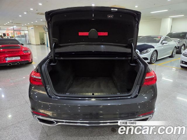 BMW 7 Series (G11) 750Li xDrive Prestige 2016 — фото 23