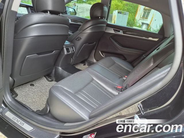 Genesis G80 3.3 GDI AWD Luxury 2019 — фото 9