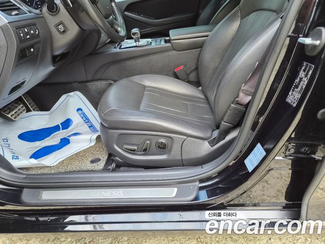 Genesis G80 3.3 GDI AWD Luxury 2019 — фото 15