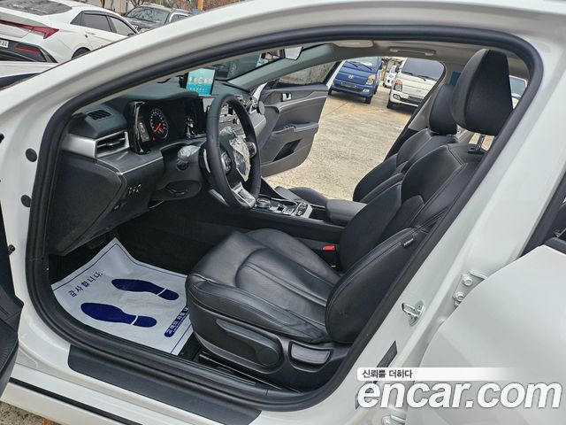 Kia K5 (III) 2.0 LPI(Renter car) Strandard 2023 — фото 9