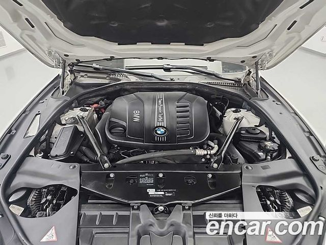BMW 6 Series (F12) 640d xDrive M Sport Gran Coupe 2016 — фото 5