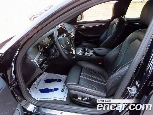 BMW 5 Series (G30) 530i M Sport Package 2018 — фото 10