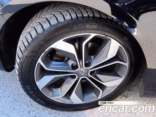 Renault Korea SM6 2.0 LPe LE 2020 — фото 5