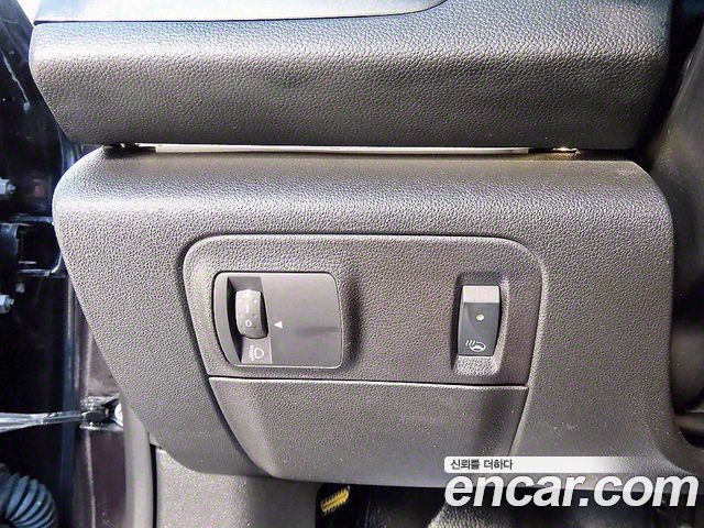 Renault Korea SM6 2.0 LPe LE 2020 — фото 18