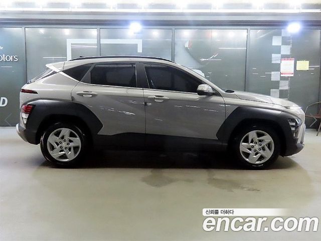 Hyundai Kona (SX2) Gasoline 2.0 2WD Premium 2023 — фото 3