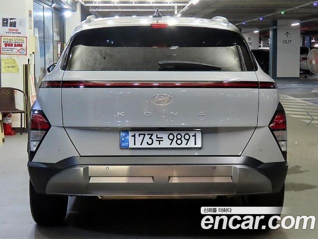 Hyundai Kona (SX2) Gasoline 2.0 2WD Premium 2023 — фото 5