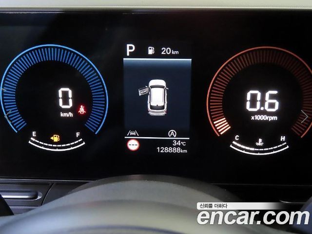 Hyundai Kona (SX2) Gasoline 2.0 2WD Premium 2023 — фото 9
