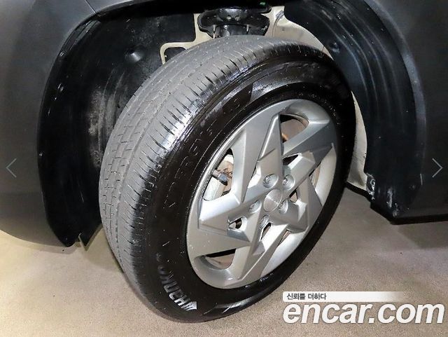 Hyundai Kona (SX2) Gasoline 2.0 2WD Premium 2023 — фото 24
