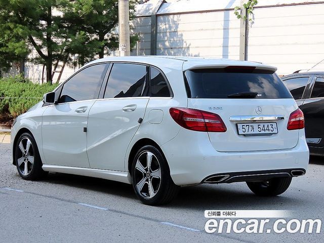 Mercedes-Benz B-Class (W246) B220 2018 — фото 2