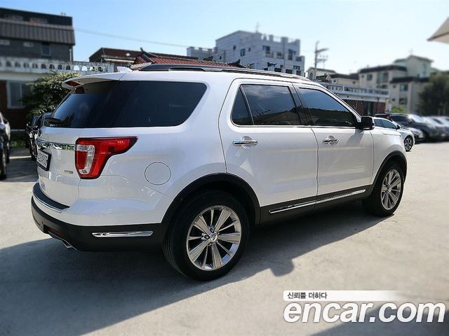 Ford Explorer 2.3 Limited 4WD 5th 2018 — фото 2