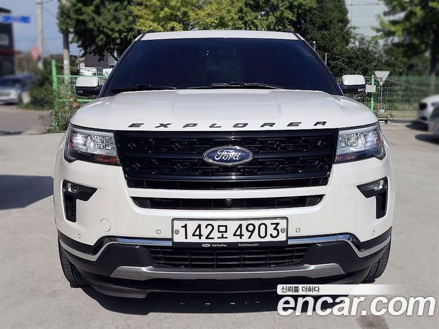 Ford Explorer 2.3 Limited 4WD 5th 2018 — фото 3