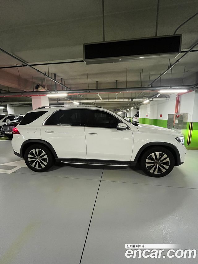Mercedes-Benz GLE-Class (W167) GLE350 4MATIC 2025 — фото 4