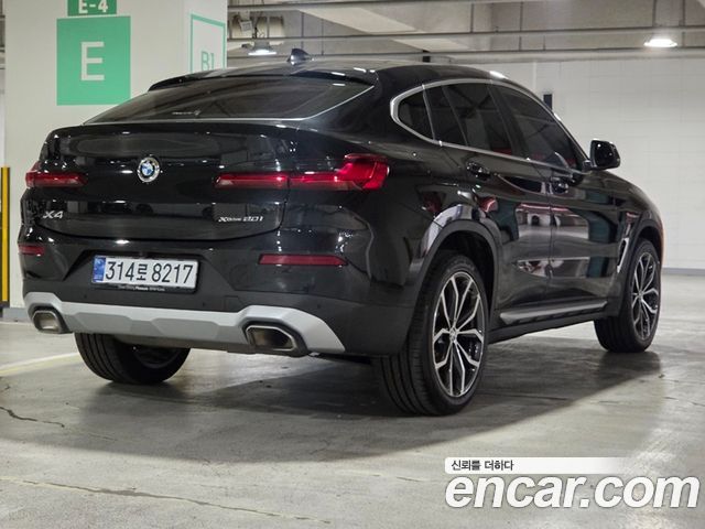 BMW X4 (G02) xDrive20i xLine 2025 — фото 2