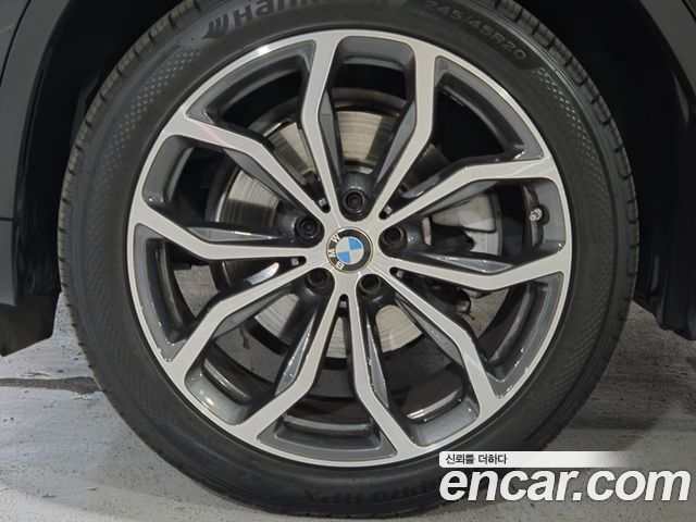 BMW X4 (G02) xDrive20i xLine 2025 — фото 5