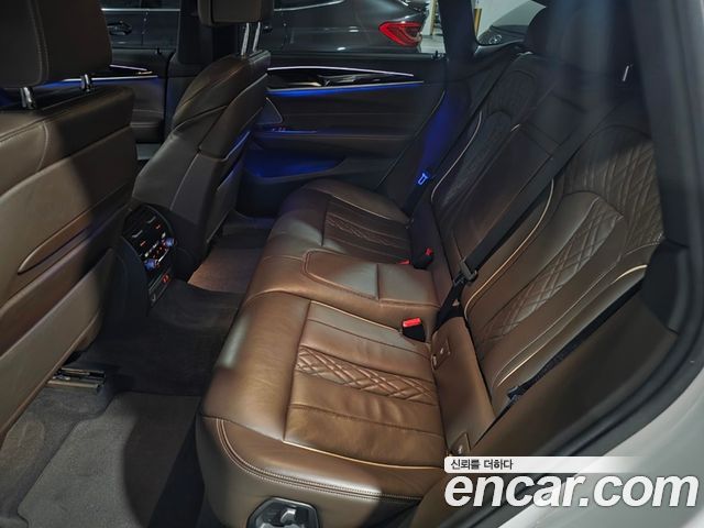BMW 6 Series GT (G32) 630i xDrive M Sport 2022 — фото 10
