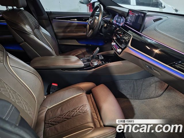 BMW 6 Series GT (G32) 630i xDrive M Sport 2022 — фото 16