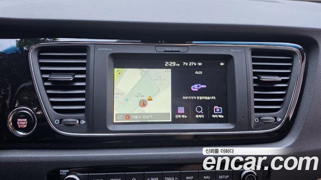 Kia Carnival 9-Seater Hi-Limousine Noblesse Special 2019 — фото 18