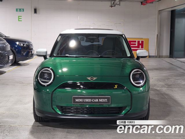 MINI Cooper Electric (IV) SE Classic 2024 — фото 2