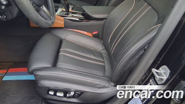 BMW 5 Series (G30) 520i M Sport 2023 — фото 10